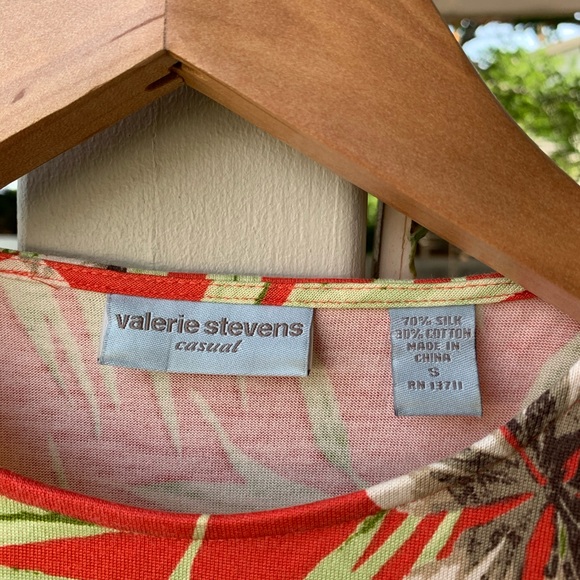 Valerie Stevens Casuals Havana Silk S set of two - Picture 4 of 13